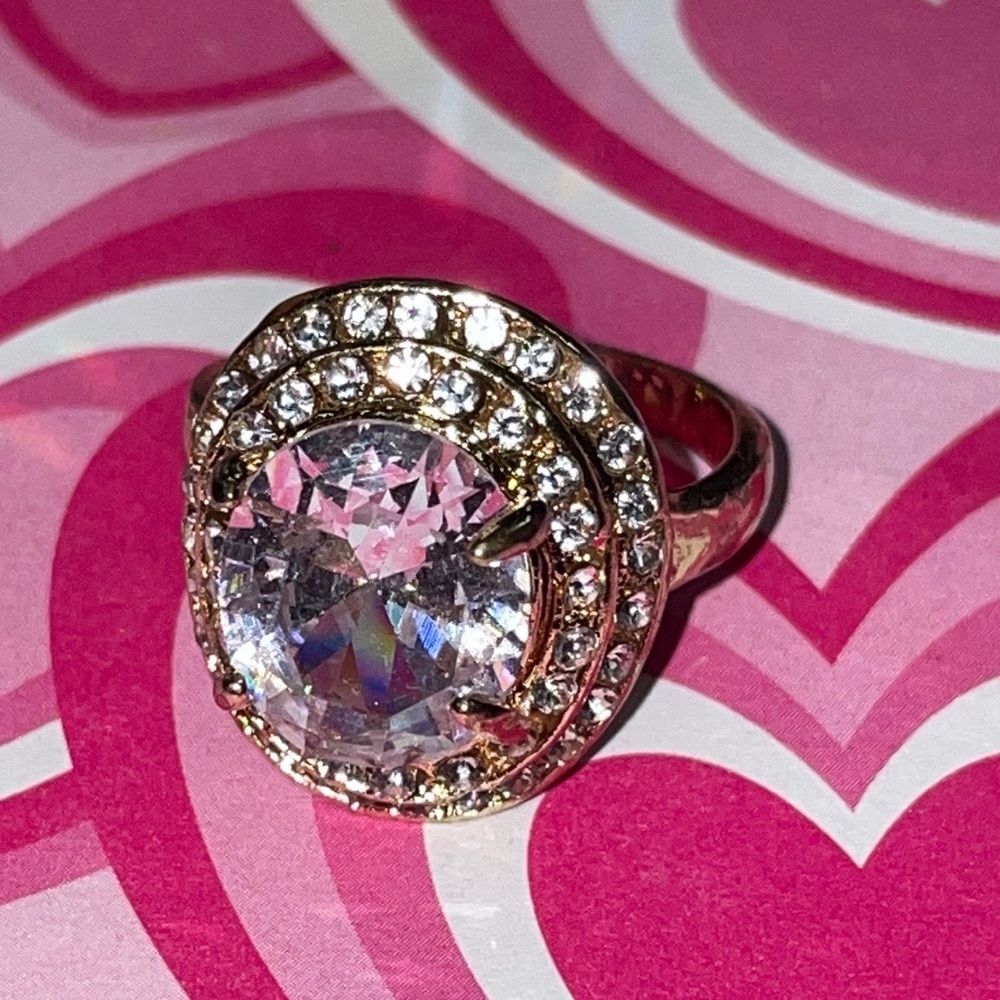 Gold Rhinestone Ring - Picture 2 of 10